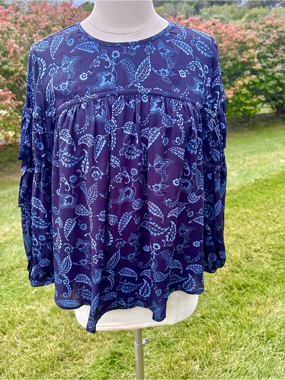 Loft Women’s Floral Print Navy Blue Babydoll Blouse
